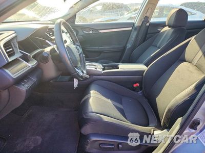 Zdjęcie 7 z 12 samochodu: 2019 HONDA CIVIC EX VIN:19XFC1F33KE214001 - miniatura