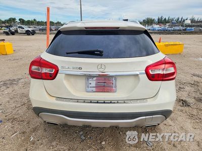 Zdjęcie 6 z 13 samochodu: 2018 MERCEDES-BENZ GLA 250 VIN:WDCTG4EB4JJ402989 - miniatura