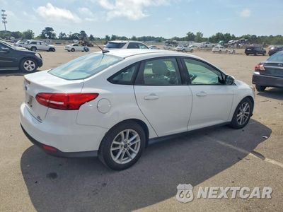 Trzecie zdjęcie samochodu z tyłu: 2015 FORD FOCUS SE VIN:1FADP3F29FL244542 - miniatura