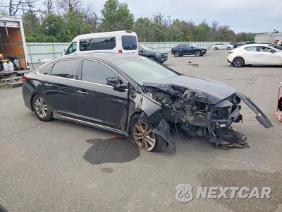 Czwarte zdjęcie samochodu z boku: 2018 HYUNDAI SONATA SPORT VIN:5NPE34AFXJH678086 - miniatura