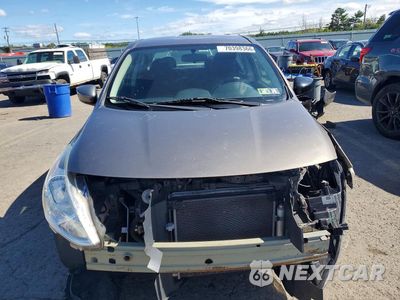 Piąte zdjęcie samochodu w środku: 2016 NISSAN VERSA 1.6 SV VIN:3N1CN7AP8GL901393 - miniatura