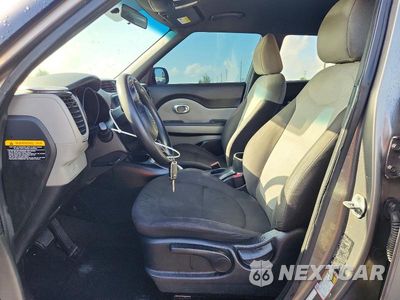 Zdjęcie 7 z 13 samochodu: 2016 KIA SOUL BASE VIN:KNDJN2A22G7308256 - miniatura