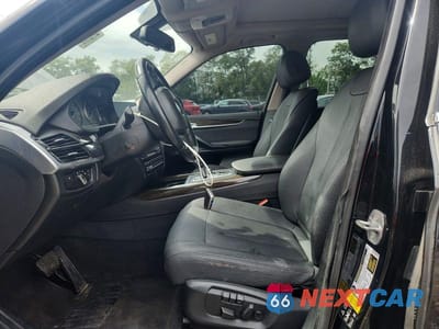Zdjęcie 7 z 13 samochodu: 2016 BMW X5 XDRIVE35I VIN:5UXKR0C53G0P29155 - miniatura