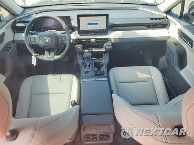 Zdjęcie 8 z 13 samochodu: 2026 TOYOTA RAV4 XLE PREMIUM VIN:2T36DRBV9TW014300 - miniatura