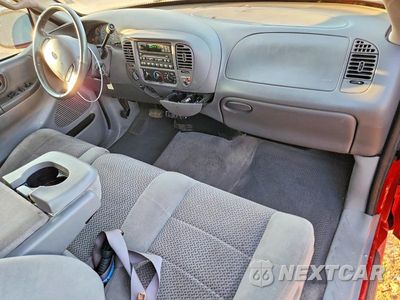 Zdjęcie 8 z 12 samochodu: 2002 FORD F150 VIN:1FTRX18LX2NA10922 - miniatura