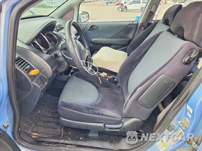 Zdjęcie 7 z 12 samochodu: 2008 HONDA FIT VIN:JHMGD38428S002357 - miniatura