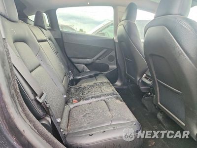 Zdjęcie 10 z 13 samochodu: 2025 TESLA MODEL Y VIN:7SAYGDEE0SF223494 - miniatura