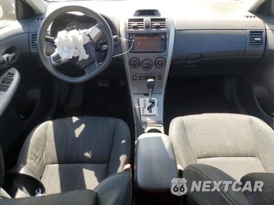 Zdjęcie 8 z 12 samochodu: 2013 TOYOTA COROLLA S VIN:2T1BU4EE3DC109301 - miniatura