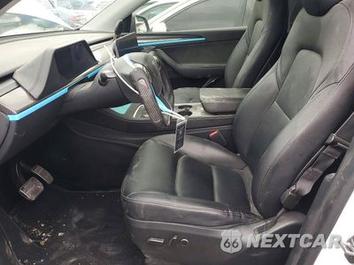 Zdjęcie 7 z 13 samochodu: 2023 TESLA MODEL Y VIN:7SAYGDEE6PA057180 - miniatura