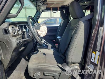 Zdjęcie 7 z 13 samochodu: 2018 JEEP WRANGLER UNLIMITED SAHARA VIN:1C4HJXEN4JW245928 - miniatura