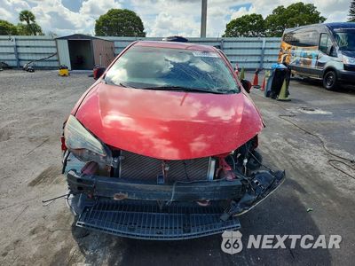 Piąte zdjęcie samochodu w środku: 2018 TOYOTA COROLLA LE VIN:5YFBURHEXJP741927 - miniatura
