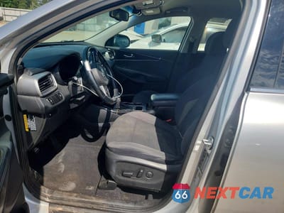 Zdjęcie 7 z 14 samochodu: 2017 KIA SORENTO LX VIN:5XYPGDA38HG267127 - miniatura