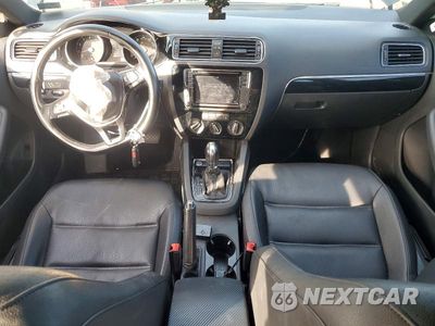 Zdjęcie 8 z 12 samochodu: 2018 VOLKSWAGEN JETTA SPORT VIN:3VWD17AJ2JM227510 - miniatura