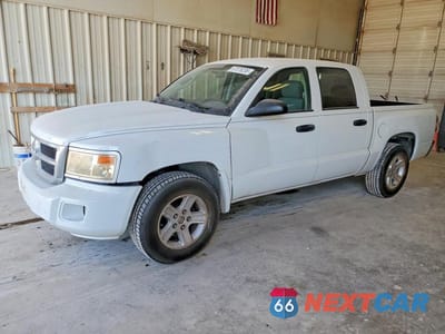 2010 DODGE DAKOTA SXT 1D7CE3GKXAS202413 - główne zdjęcie licytacji z USA - miniatura
