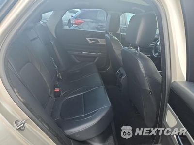 Zdjęcie 10 z 12 samochodu: 2016 JAGUAR XF PREMIUM VIN:SAJBJ4BV6GCY17652 - miniatura