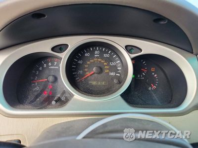Zdjęcie 9 z 13 samochodu: 2005 TOYOTA HIGHLANDER BASE VIN:JTEGP21A950061086 - miniatura