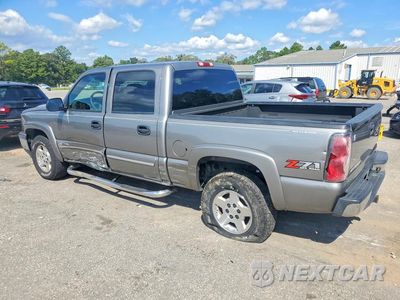 Drugie zdjęcie samochodu z przodu: 2006 CHEVROLET SILVERADO K1500 VIN:2GCEK13T061152109 - miniatura