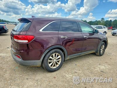 Trzecie zdjęcie samochodu z tyłu: 2017 KIA SORENTO LX V6 VIN:5XYPG4A56HG306864 - miniatura