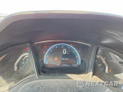 Zdjęcie 9 z 12 samochodu: 2016 HONDA CIVIC LX VIN:19XFC2F67GE060514 - miniatura