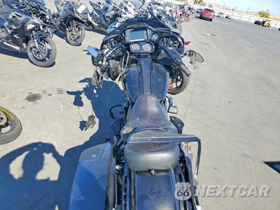 Zdjęcie 6 z 9 samochodu: 2018 HARLEY-DAVIDSON FLTRXSE CVO ROAD GLIDE VIN:1HD1TCL35JB954539 - miniatura