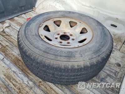 Zdjęcie 12 z 13 samochodu: 2001 FORD F150 VIN:2FTPX17Z01CA55319 - miniatura