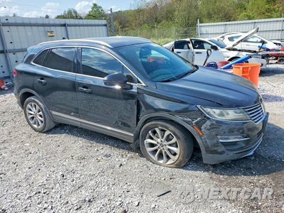 Czwarte zdjęcie samochodu z boku: 2018 LINCOLN MKC SELECT VIN:5LMCJ2C96JUL31197 - miniatura