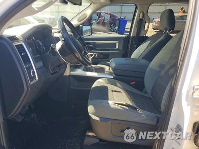 Zdjęcie 7 z 12 samochodu: 2020 RAM 1500 CLASSIC SLT VIN:1C6RR6TT0LS134495 - miniatura
