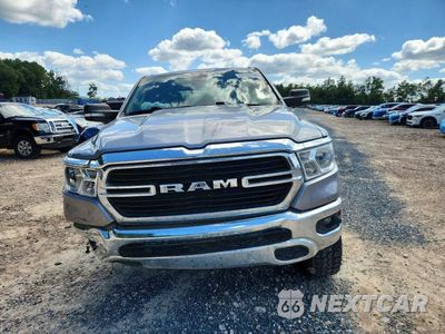 Piąte zdjęcie samochodu w środku: 2020 RAM 1500 BIG HORN/LONE STAR VIN:1C6SRFBT3LN198287 - miniatura