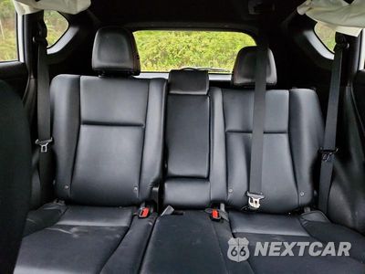 Zdjęcie 10 z 13 samochodu: 2017 TOYOTA RAV4 SE VIN:2T3JFREV4HW588889 - miniatura