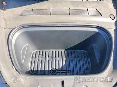 Zdjęcie 11 z 12 samochodu: 2025 TESLA MODEL Y VIN:7SAYGDED1SF304611 - miniatura