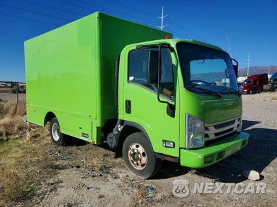 Czwarte zdjęcie samochodu z boku: 2017 ISUZU NPR BOX TRUCK VIN:54DB4W1B9HS807046 - miniatura