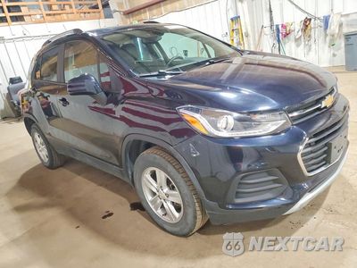 Czwarte zdjęcie samochodu z boku: 2021 CHEVROLET TRAX 1LT VIN:KL7CJPSM5MB364795 - miniatura