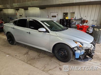 Czwarte zdjęcie samochodu z boku: 2020 NISSAN ALTIMA S VIN:1N4BL4BV9LC169636 - miniatura