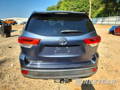 Zdjęcie 6 z 12 samochodu: 2017 TOYOTA HIGHLANDER LE VIN:5TDZARFH9HS026997 - miniatura
