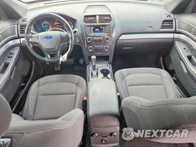 Zdjęcie 8 z 12 samochodu: 2017 FORD EXPLORER XLT VIN:1FM5K8D85HGC26533 - miniatura