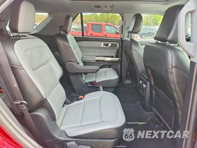 Zdjęcie 11 z 13 samochodu: 2021 FORD EXPLORER XLT VIN:1FMSK8DH4MGB16893 - miniatura