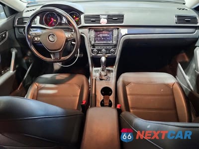 Zdjęcie 8 z 13 samochodu: 2018 VOLKSWAGEN PASSAT S VIN:1VWAA7A31JC022251 - miniatura