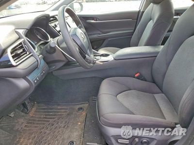 Zdjęcie 7 z 12 samochodu: 2018 TOYOTA CAMRY LE VIN:4T1B11HK7JU065211 - miniatura