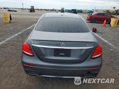 Zdjęcie 6 z 13 samochodu: 2017 MERCEDES-BENZ E 300 4MATIC VIN:WDDZF4KB7HA223286 - miniatura