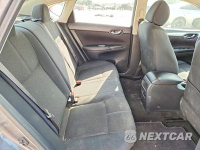 Zdjęcie 10 z 12 samochodu: 2017 NISSAN SENTRA S VIN:3N1AB7AP9HY385310 - miniatura