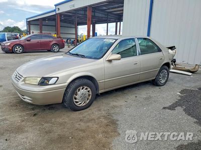 1998 TOYOTA CAMRY LE 4T1BG22KXWU234061 - główne zdjęcie licytacji z USA - miniatura
