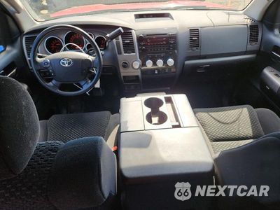 Zdjęcie 8 z 12 samochodu: 2012 TOYOTA TUNDRA DOUBLE CAB SR5 VIN:5TFUY5F19CX242112 - miniatura