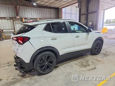 Trzecie zdjęcie samochodu z tyłu: 2024 BUICK ENCORE GX SPORT TOURING VIN:KL4AMDSL0RB105785 - miniatura