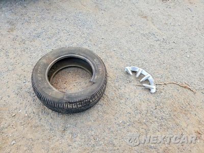 Zdjęcie 13 z 14 samochodu: 2021 JEEP GRAND CHEROKEE LAREDO VIN:1C4RJEAG5MC818048 - miniatura