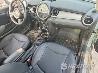 Zdjęcie 8 z 12 samochodu: 2012 MINI COOPER VIN:WMWSU3C50CT264339 - miniatura
