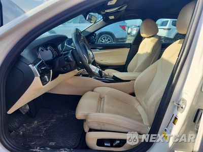 Zdjęcie 7 z 12 samochodu: 2018 BMW 530 I VIN:WBAJA5C53JWA36642 - miniatura