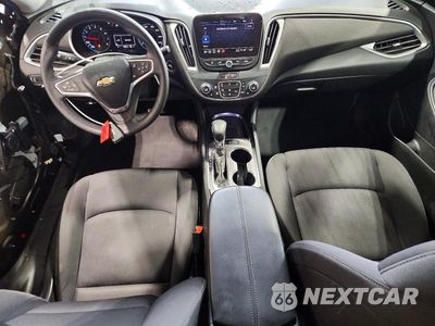 Zdjęcie 8 z 13 samochodu: 2022 CHEVROLET MALIBU LT VIN:1G1ZD5ST9NF160150 - miniatura