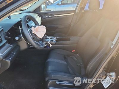 Zdjęcie 7 z 13 samochodu: 2016 HONDA CIVIC LX VIN:19XFC2F51GE206820 - miniatura