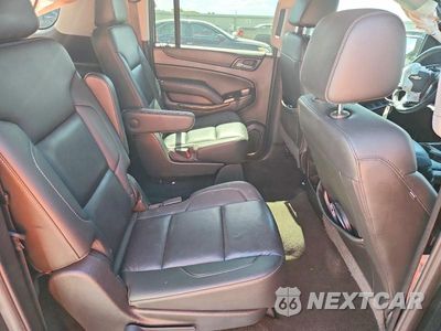 Zdjęcie 11 z 13 samochodu: 2018 CHEVROLET SUBURBAN K1500 LT VIN:1GNSKHKC1JR373996 - miniatura