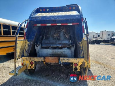 Zdjęcie 10 z 13 samochodu: 2013 MACK 600 MRU600 VIN:1M2AV17C7DM010353 - miniatura